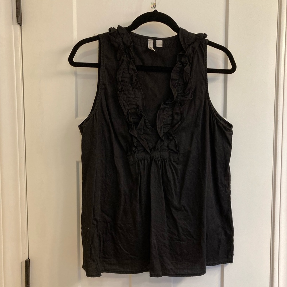 Old Navy Ruffled Sleeveless Top